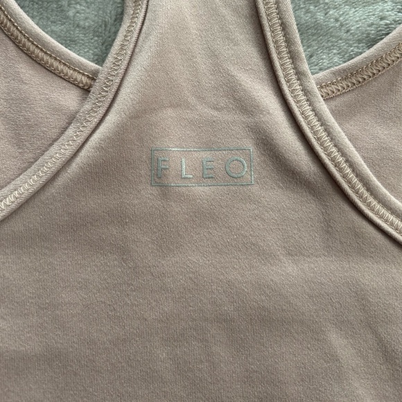 Fleo Tank - Picture 4 of 4